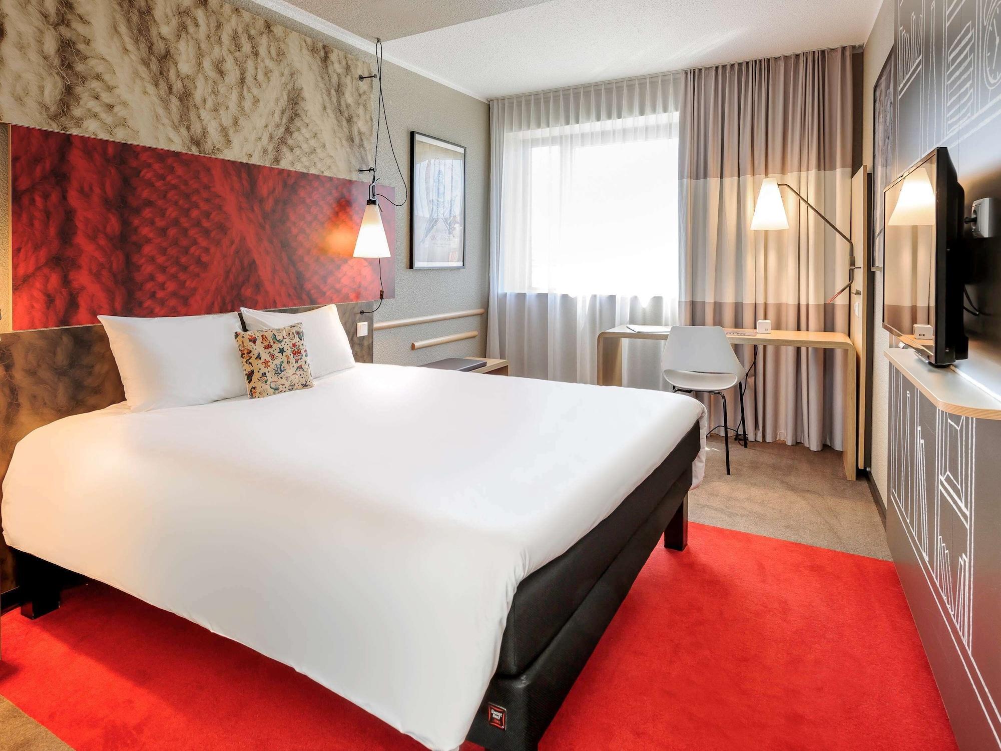 Ibis Nuernberg City Am Plaerrer Buitenkant foto