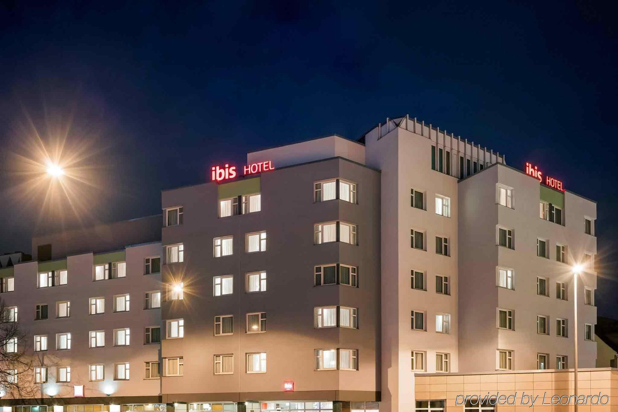 Ibis Nuernberg City Am Plaerrer Buitenkant foto